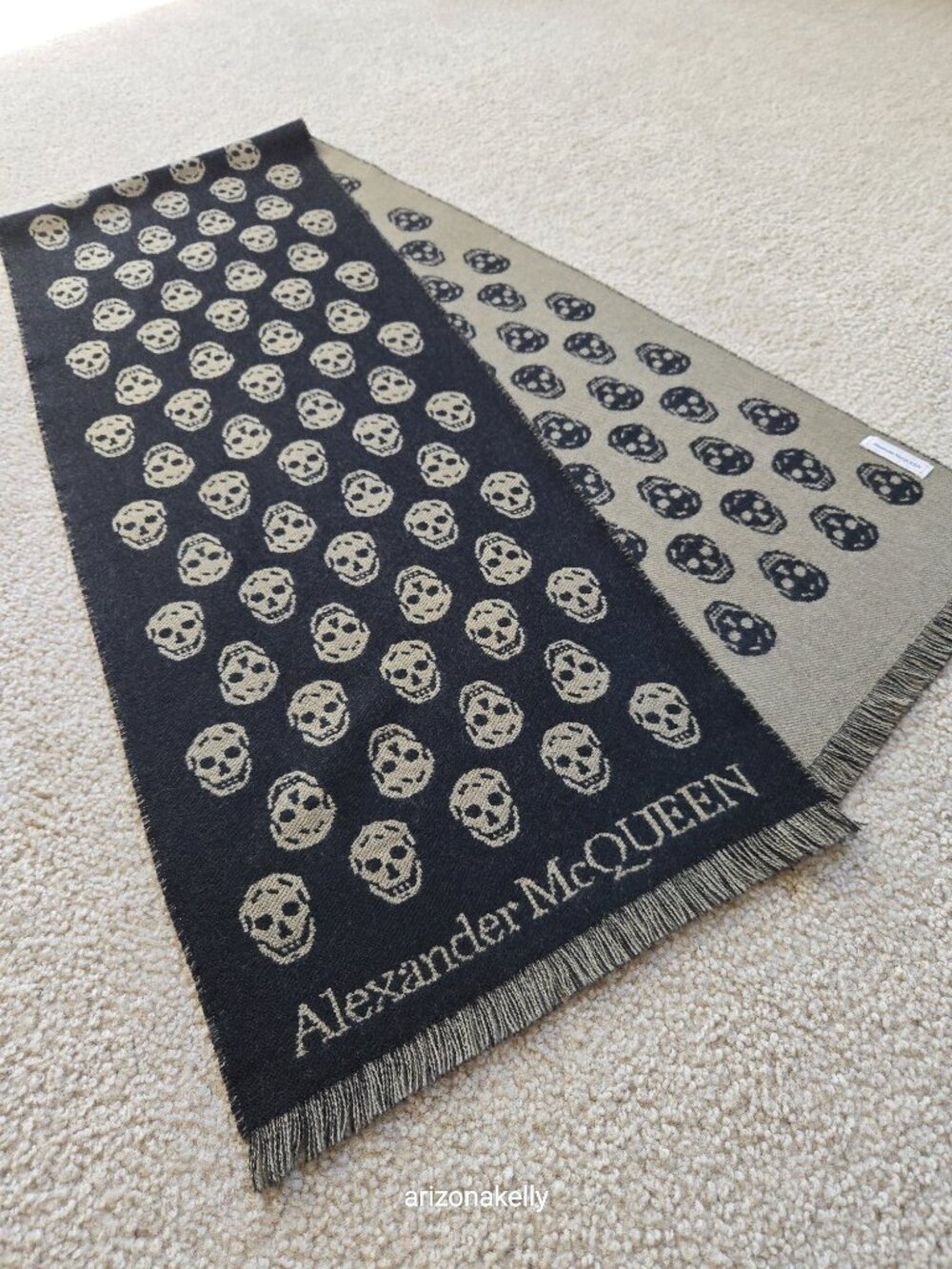 McQueen Wool Skull Scarf Jacquard Black & Tan - Picture 12 of 15